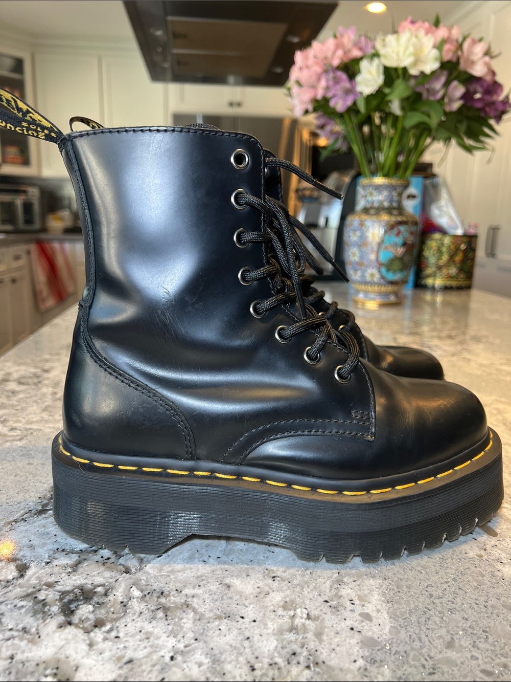 Dr. Martens Jadon Smooth Leather Platform Boots EU 38 Like New - Picture 8 of 12